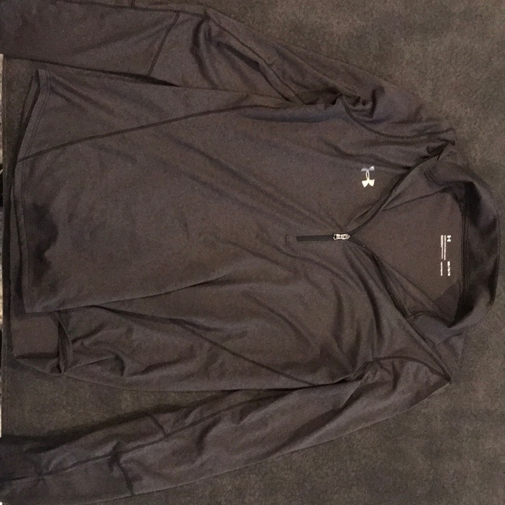 Light weight Under Armour 1/4 zip